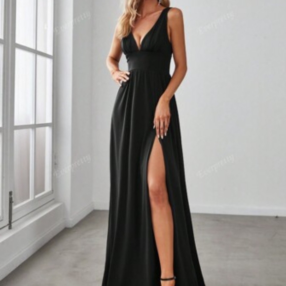 SHEIN Black Maxi Dress with Slit - Picture 1 of 3